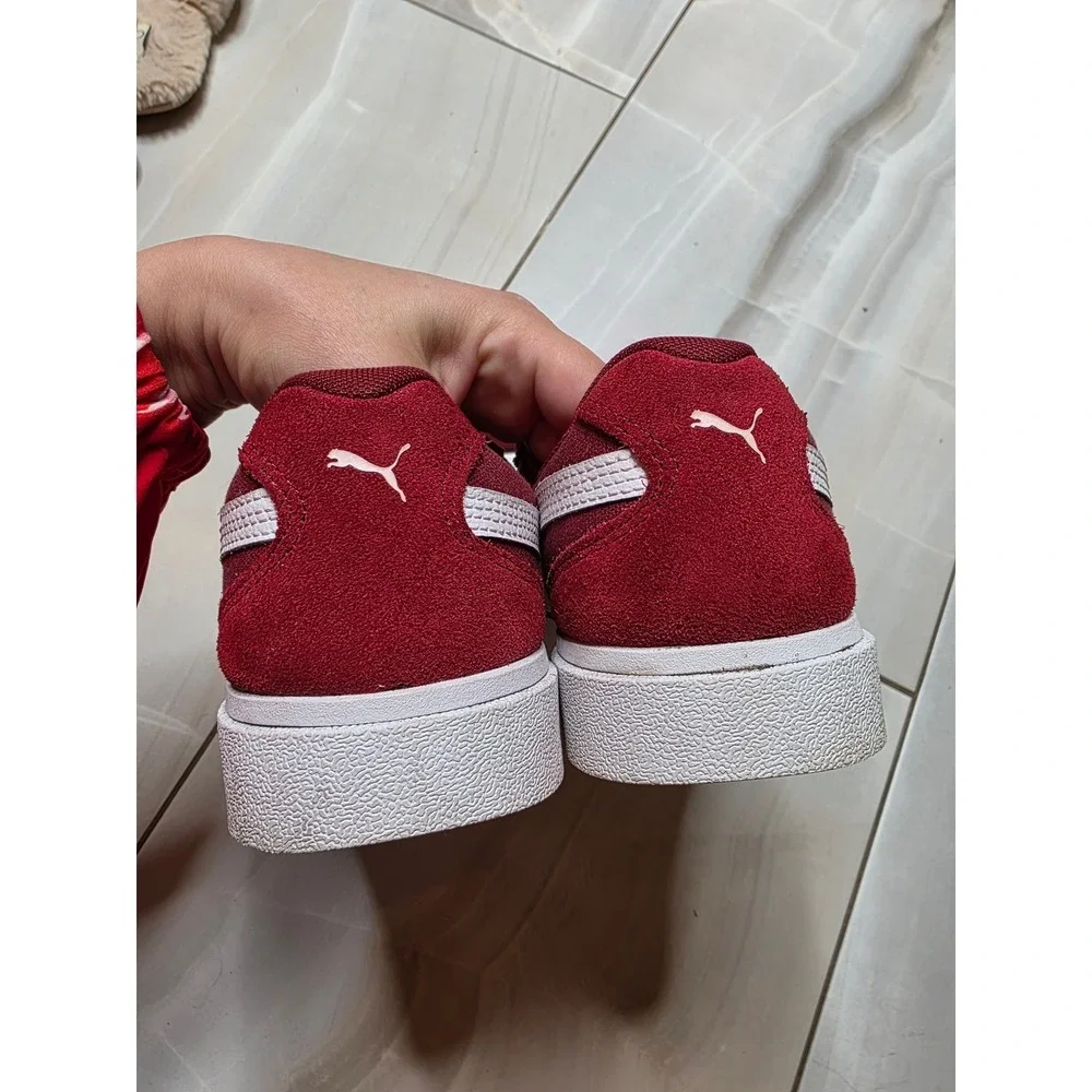 Puma Smash v2 Burgundy Suede Low Top Sneakers Mens‎ 8.5 382880-01 Maroon White